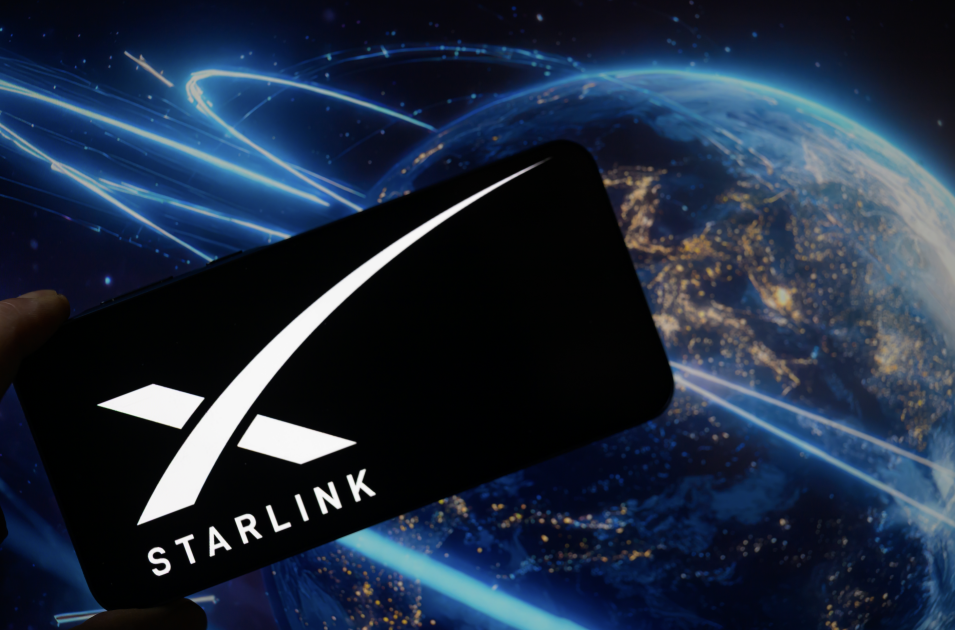SpaceX Eyes 15,000 M...